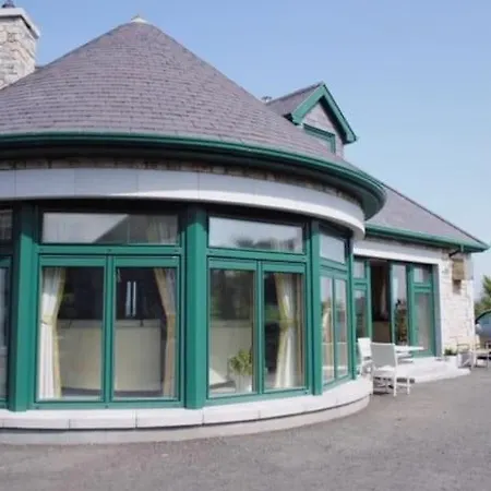 Δωμάτια σε οικογενειακή κατοικία Like Walking Into A Fantastic Novel At Inishowen House *