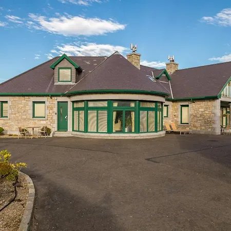Pansiyon Like Walking Into A Fantastic Novel At Inishowen House Rashenny