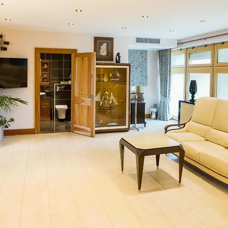 Homestay Like Walking Into A Fantastic Novel At Inishowen House *