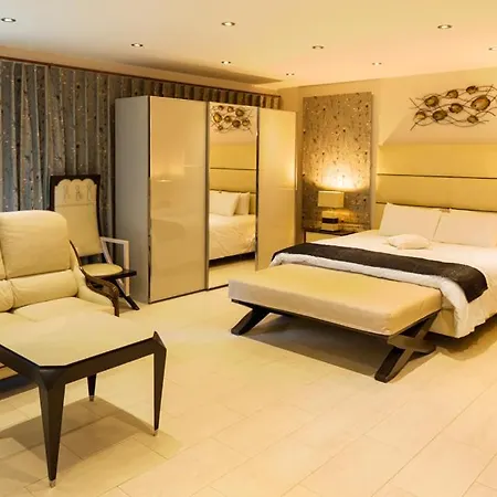 Homestay Like Walking Into A Fantastic Novel At Inishowen House