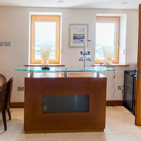 Habitación en casa particular Like Walking Into A Fantastic Novel At Inishowen House