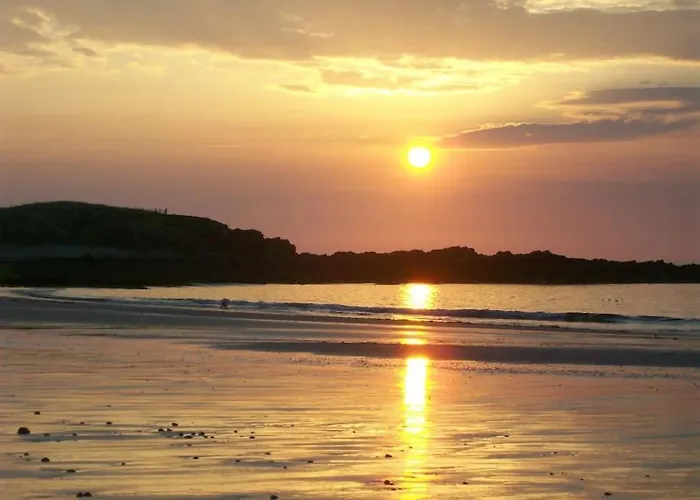 Like Walking Into A Fantastic Novel At Inishowen House ホームステイ