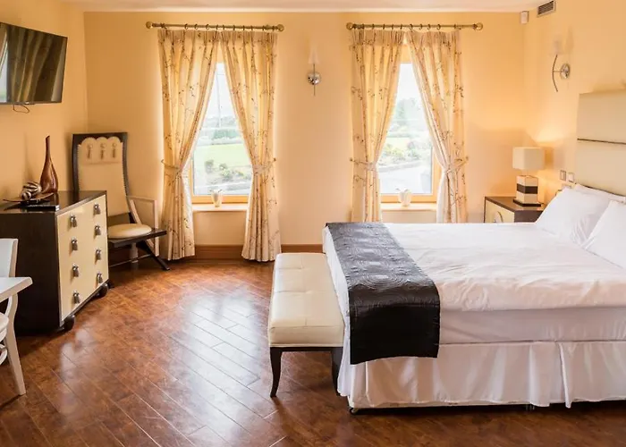 ホームステイ Like Walking Into A Fantastic Novel At Inishowen House