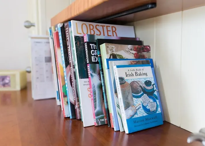 ホームステイ Like Walking Into A Fantastic Novel At Inishowen House Rashenny