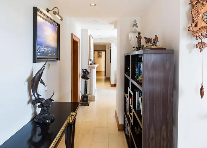 Like Walking Into A Fantastic Novel At Inishowen House ホームステイ *